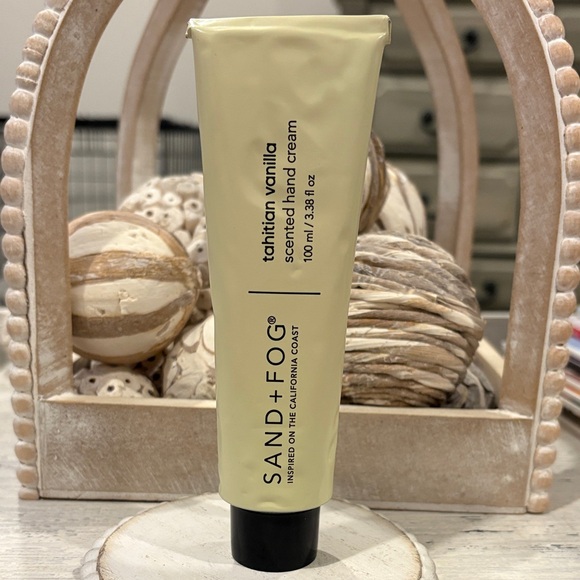 Sand + Fog Other - Sand+Fog Tahitian Vanilla Scented Hand Cream - 100ml